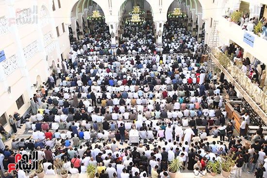 حضور مميز من اهالي المنطقة لصلاة العيد حضور مميز من اهالي المنطقة لصلاة العيد