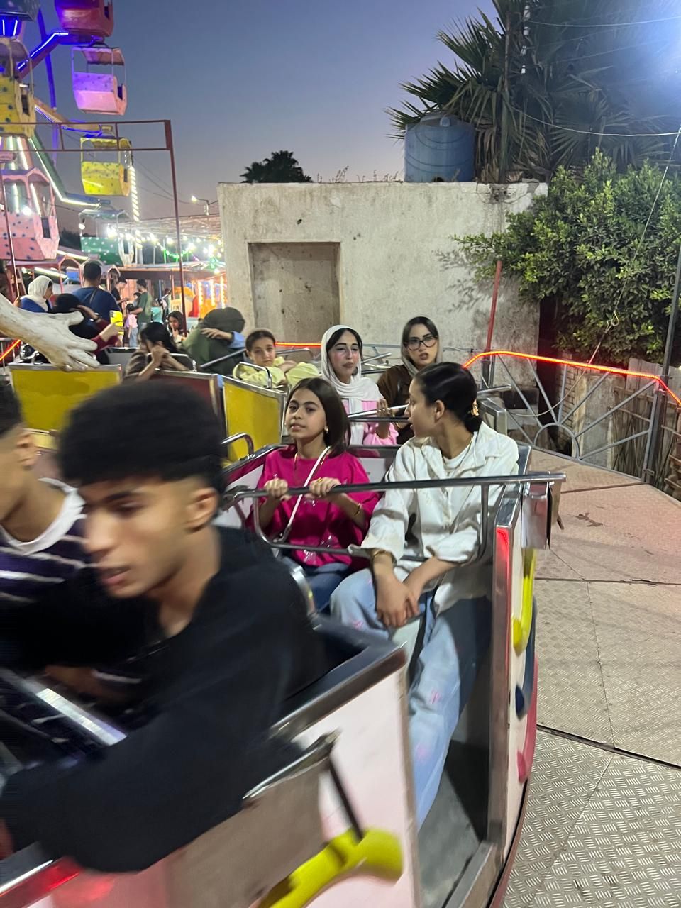 جانب من احتفال المواطنين بالعيد فى الدقهلية (7) جانب من احتفال المواطنين بالعيد فى الدقهلية (7)