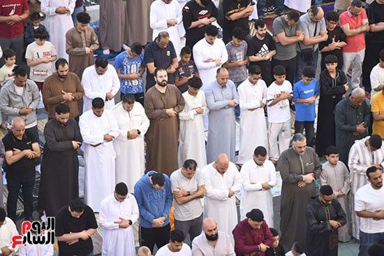 اقبال كبير على صلاة العيد في مسجد الصديق اقبال كبير على صلاة العيد في مسجد الصديق
