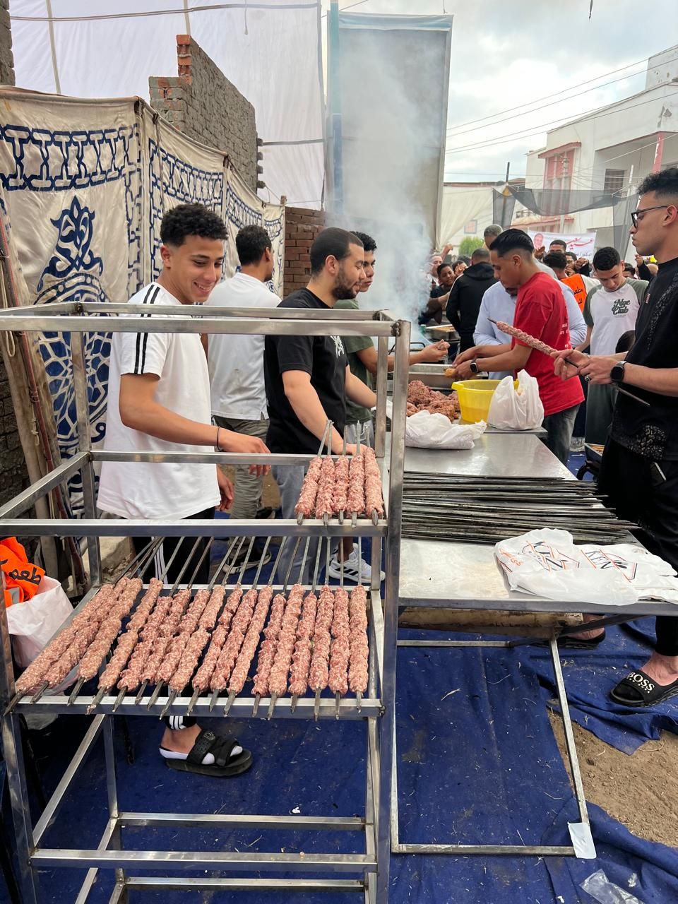 تجهيز إفطار للمواطنين في ساحات الدقهلية تجهيز إفطار للمواطنين في ساحات الدقهلية