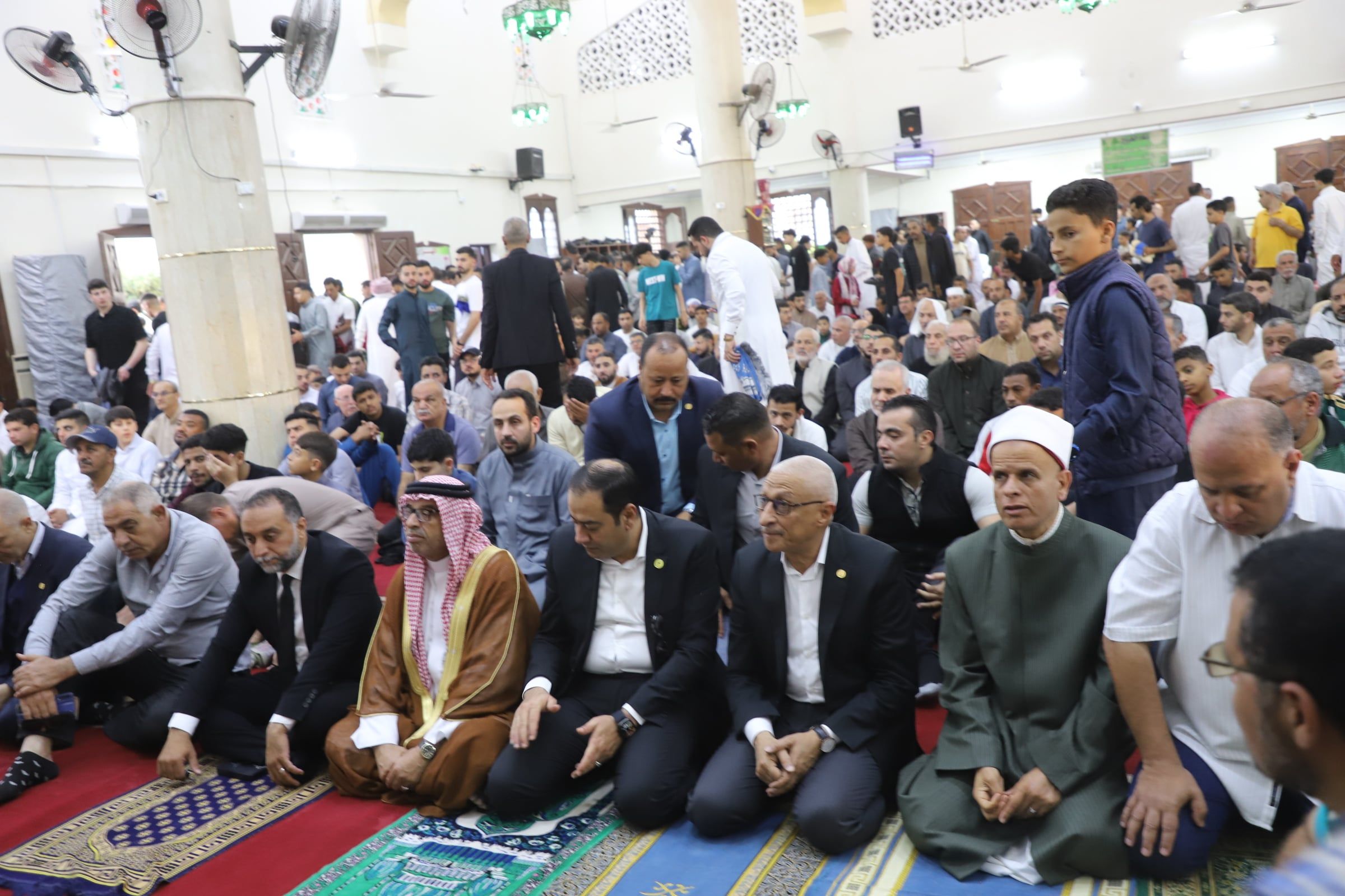 حضور كبار المسئولين حضور كبار المسئولين