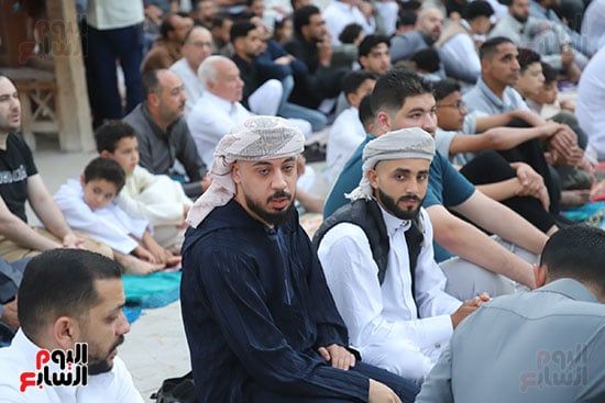 الاهالي-في-صلاة-العيد-في-العريش الاهالي-في-صلاة-العيد-في-العريش