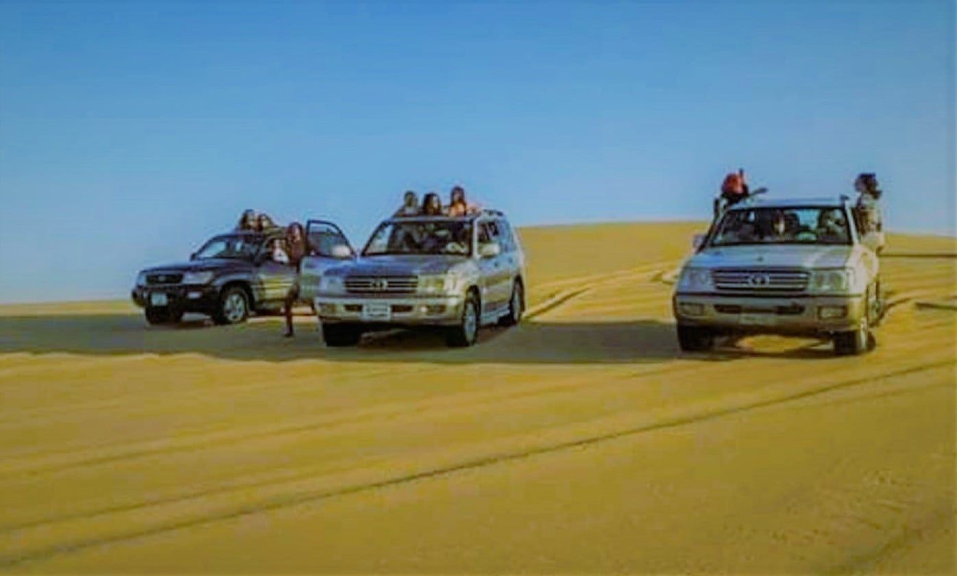 رحلات السفاري في صحراء واحة سيوة رحلات السفاري في صحراء واحة سيوة