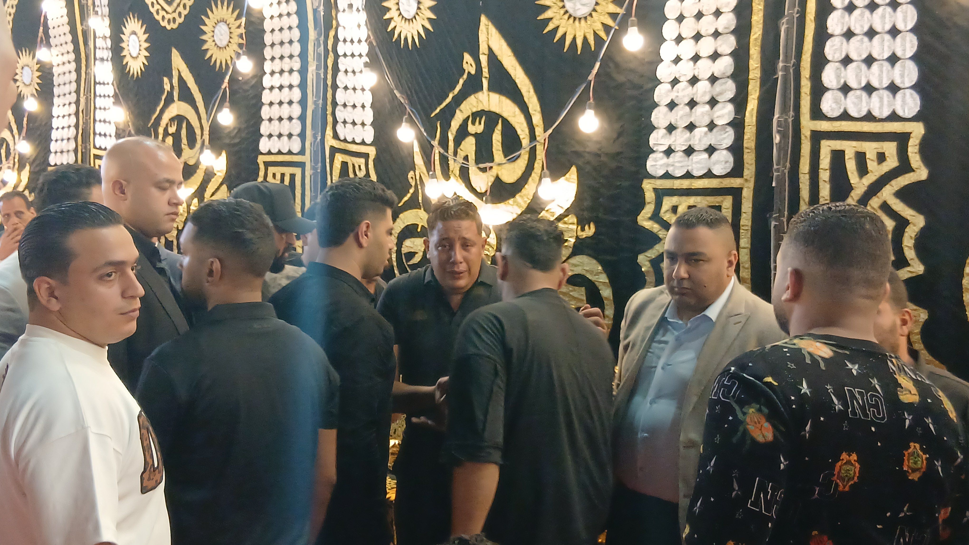 شخصيات عامة في تقديم واجب العزاء لحمو بيكا شخصيات عامة في تقديم واجب العزاء لحمو بيكا