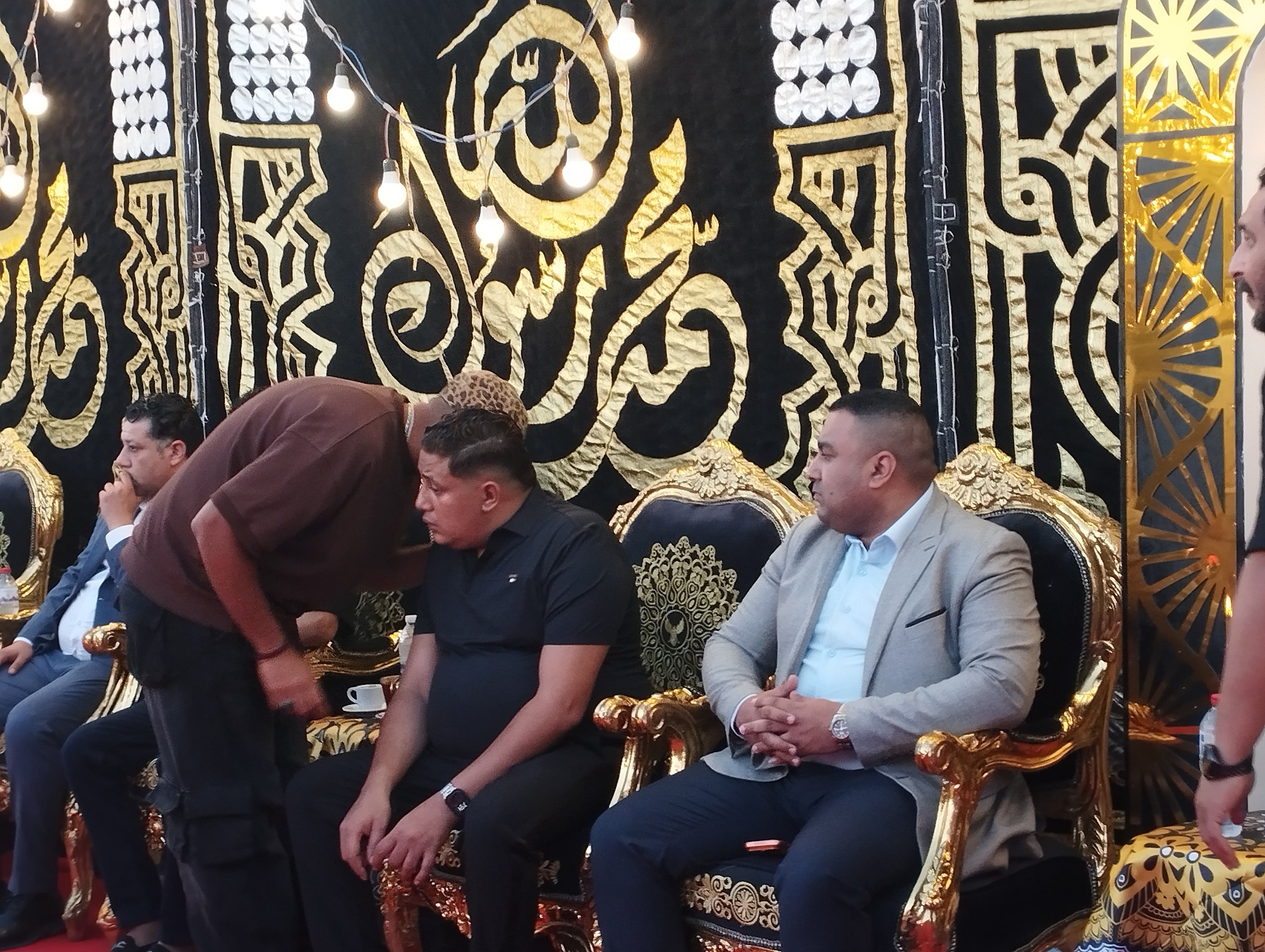 توافد المعزين في عزاء والد حمو بيكا بالاسكندريه توافد المعزين في عزاء والد حمو بيكا بالاسكندريه
