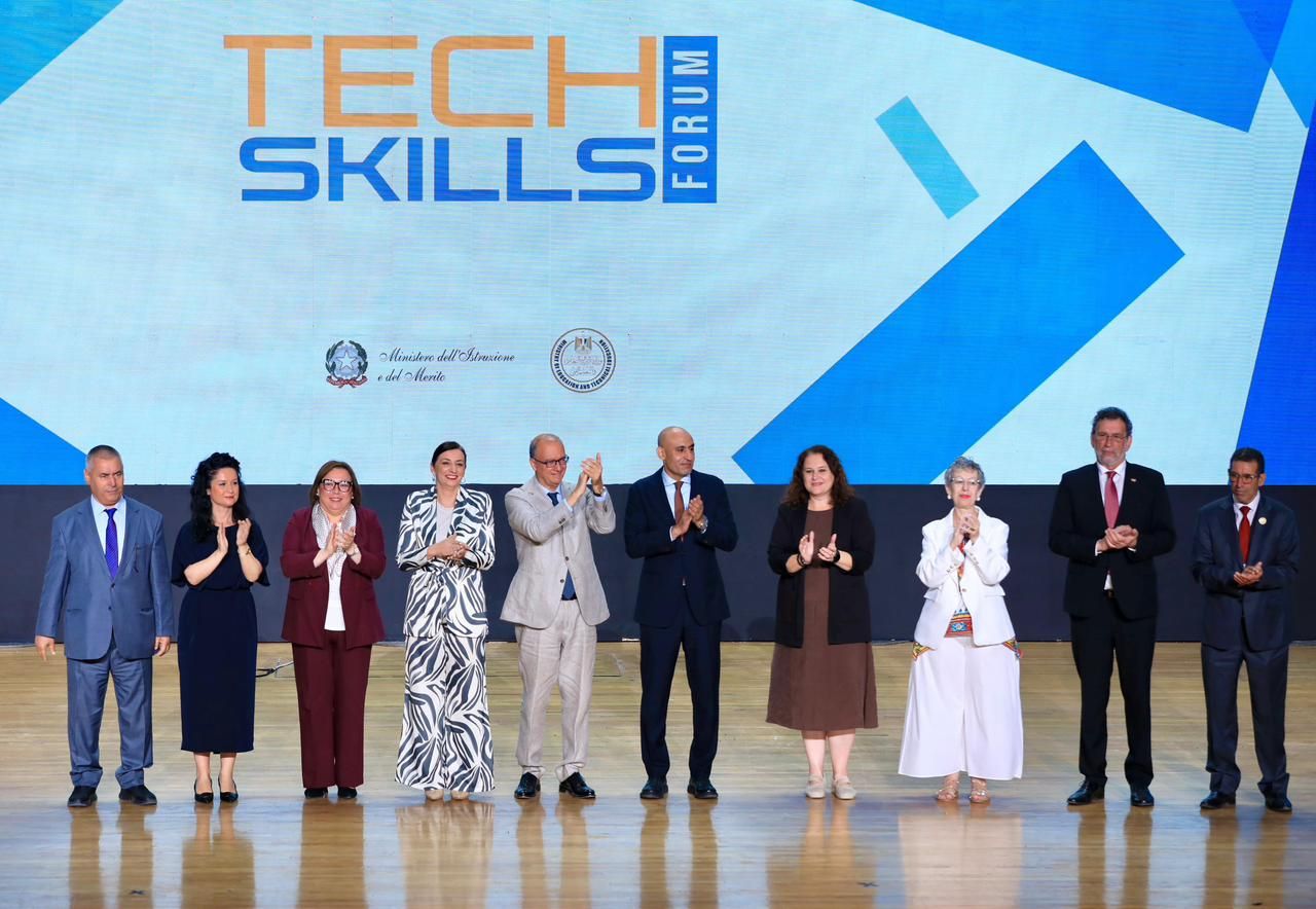 الجلسة الختامية لمنتدى التعليم التقني والمهني لدول لبحر المتوسط (2) الجلسة الختامية لمنتدى التعليم التقني والمهني لدول لبحر المتوسط (2)