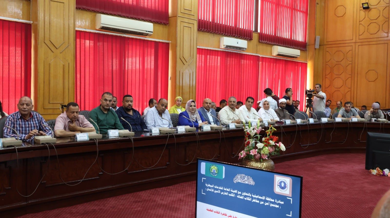 جانب من الندوة التوعوية التي أُقيمت بديوان عام محافظة الإسماعيلية (3) جانب من الندوة التوعوية التي أُقيمت بديوان عام محافظة الإسماعيلية (3)
