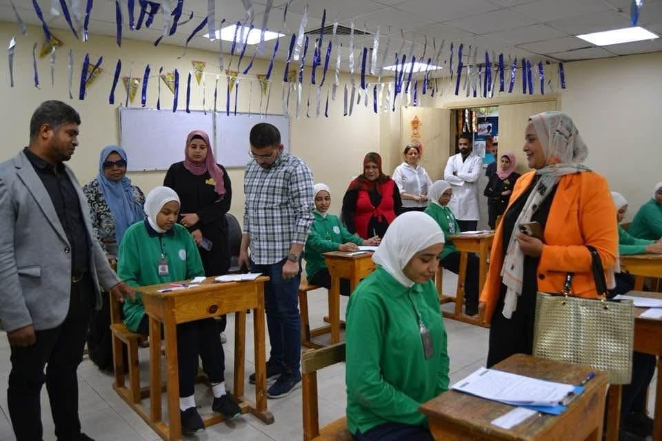 مدير الرعاية الصحية بالأقصر يتفقد لجان الامتحانات التحريرية بمعاهد التمريض مدير الرعاية الصحية بالأقصر يتفقد لجان الامتحانات التحريرية بمعاهد التمريض