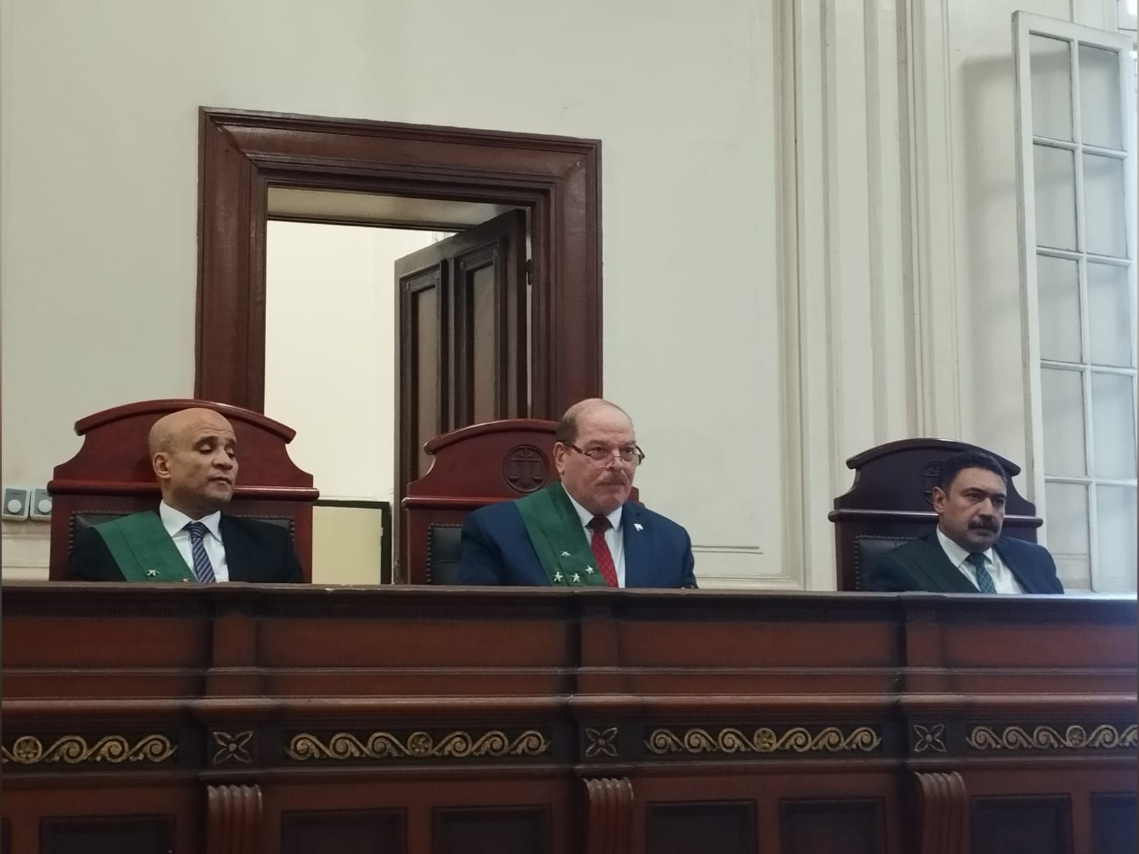 هيئة المحكمة برئاسة المستشار حسن الباهي رئيس المحكمة هيئة المحكمة برئاسة المستشار حسن الباهي رئيس المحكمة