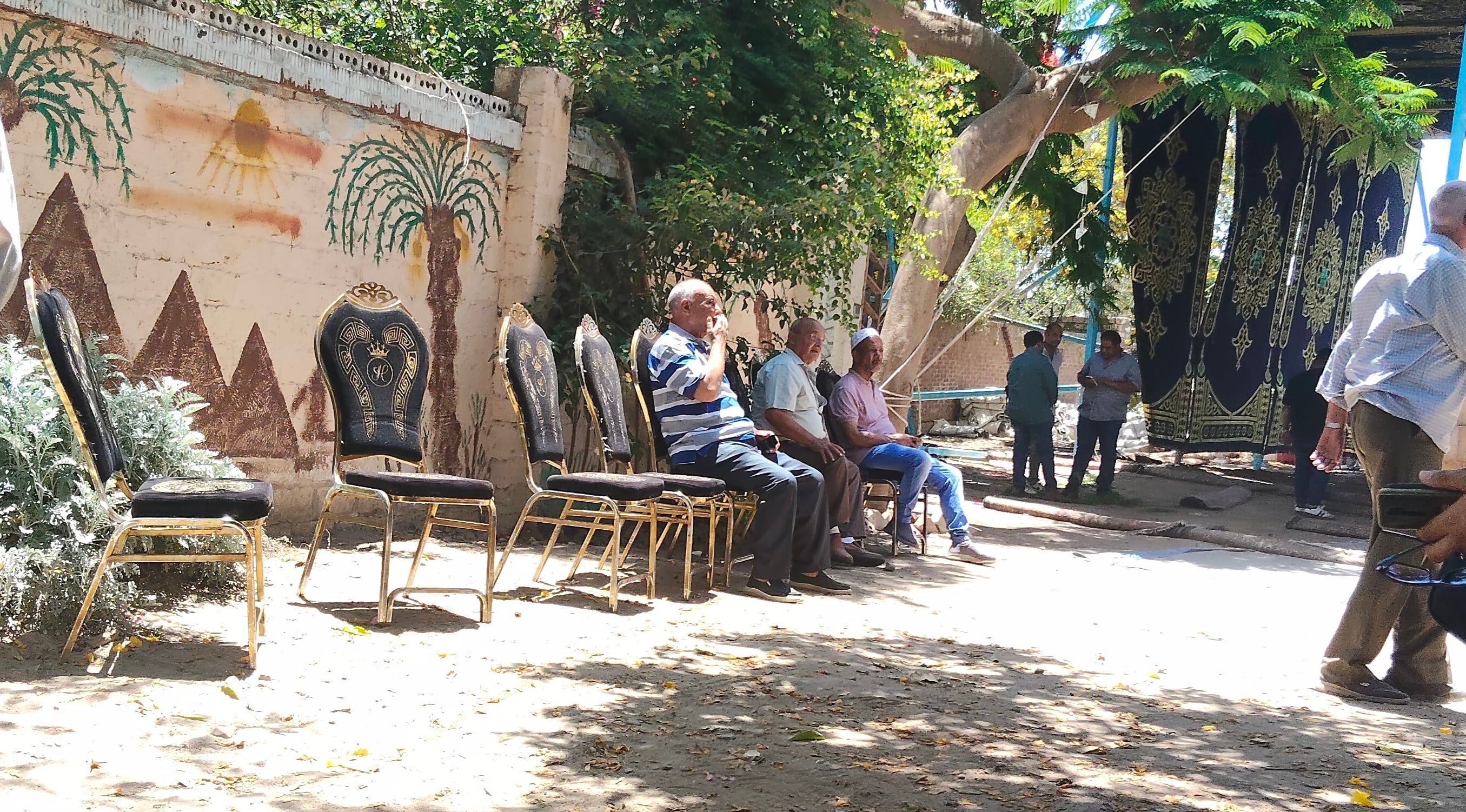 تجهيزات الدفن والعزاء (1) تجهيزات الدفن والعزاء (1)