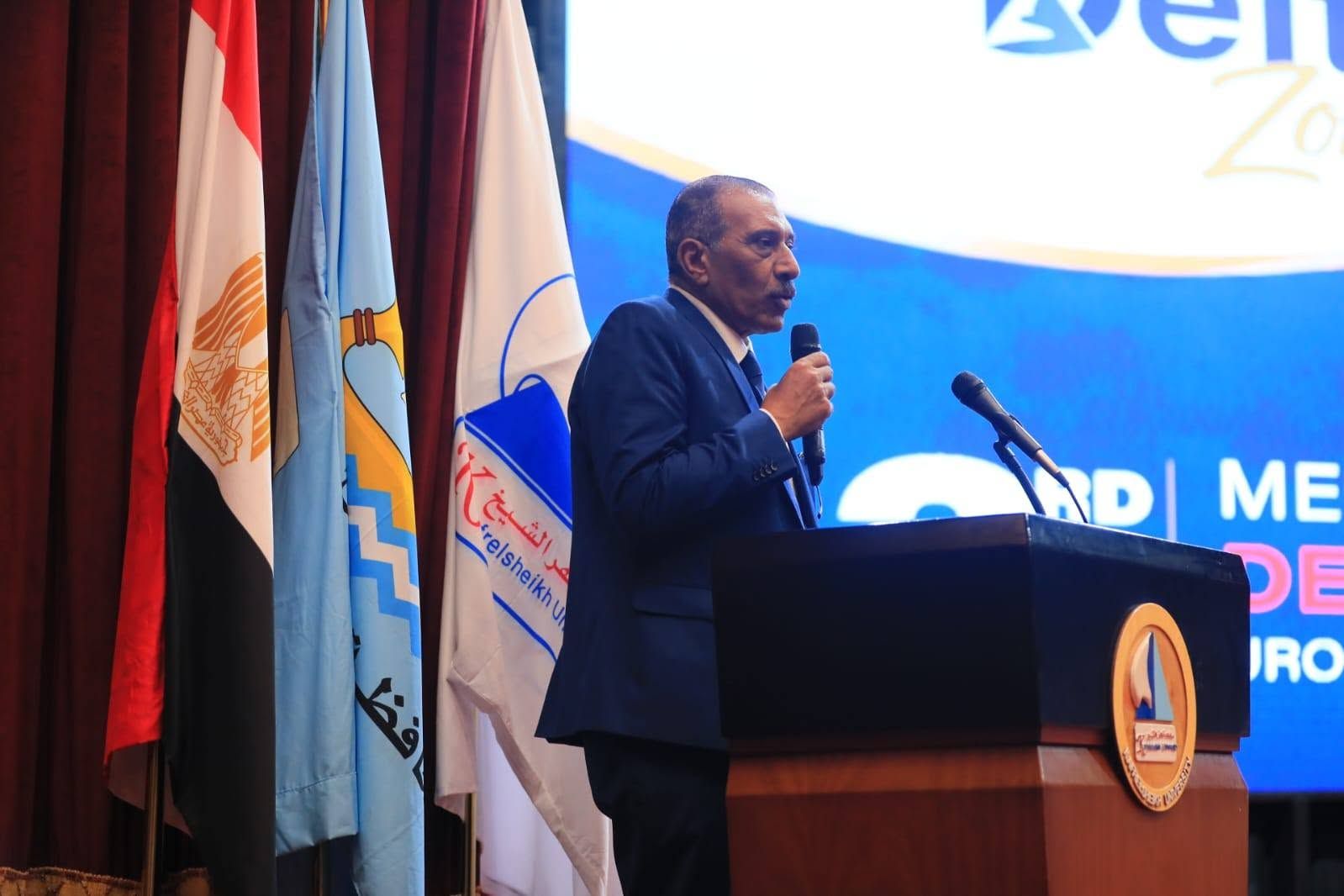 الدكتور طارق عبد الباقي عميد القطاع الطبي بجامعة كفر الشيخ الأهلية الدكتور طارق عبد الباقي عميد القطاع الطبي بجامعة كفر الشيخ الأهلية