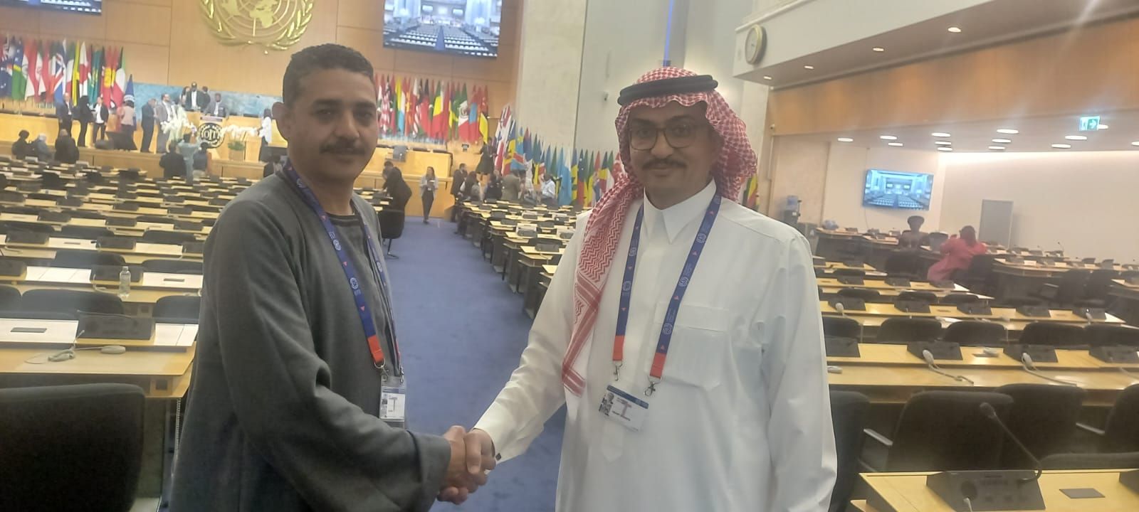 صورة تذكارية مع ممثل الوفد المملكة العربية السعودية صورة تذكارية مع ممثل الوفد المملكة العربية السعودية