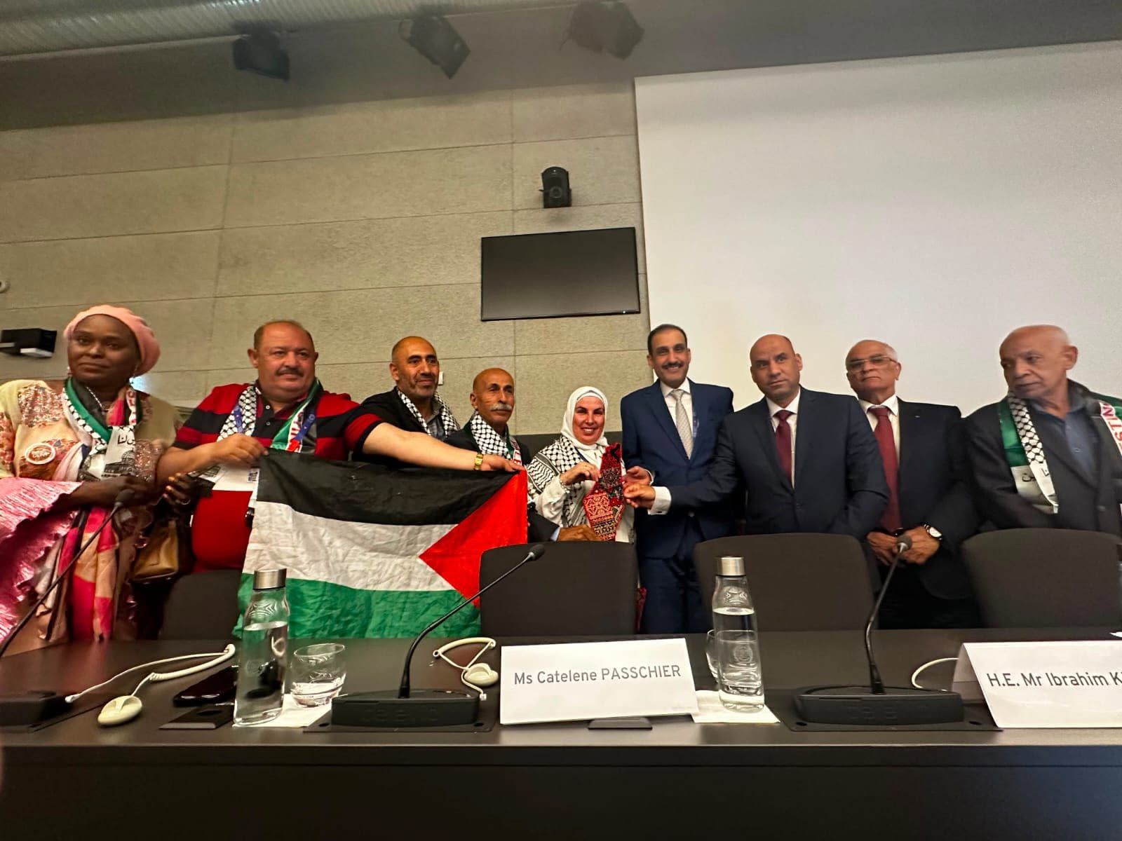 وزير العمل المصرى واتحاد العمال المصريى والفلسطينى