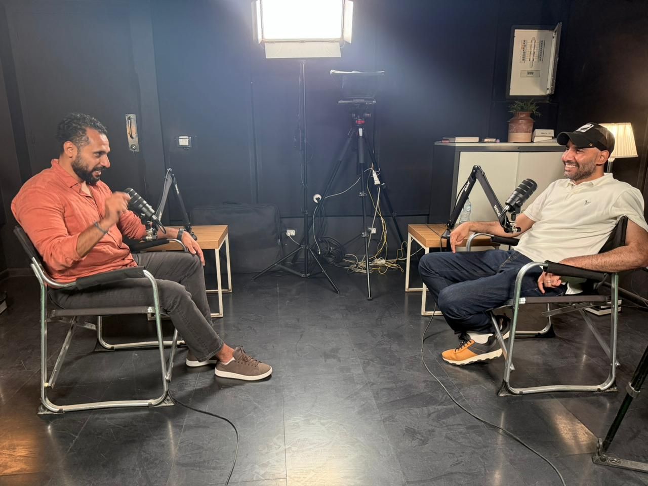 مخرج منفذ الكبير يكشف كواليس اختيار رحمة احمد بدلاً من دنيا سمير غانم (1) مخرج منفذ الكبير يكشف كواليس اختيار رحمة احمد بدلاً من دنيا سمير غانم (1)