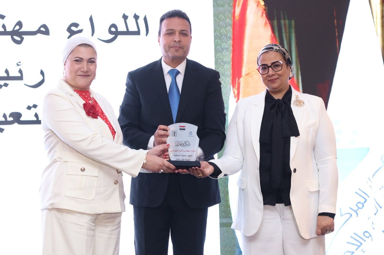 اجتماع اللجنة الوطنية للقضاء على ختان الإناث (4) اجتماع اللجنة الوطنية للقضاء على ختان الإناث (4)