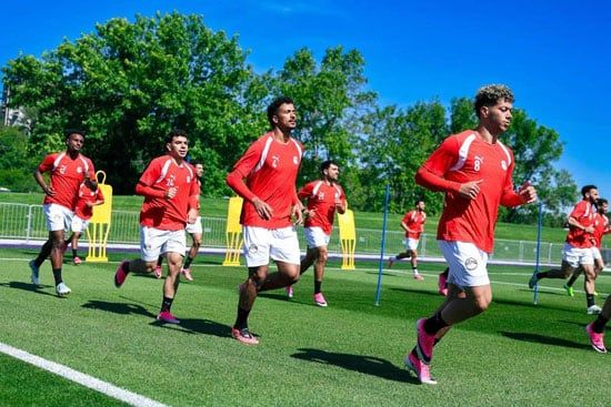 لقطات من تدريبات المنتخب الوطنى لقطات من تدريبات المنتخب الوطنى