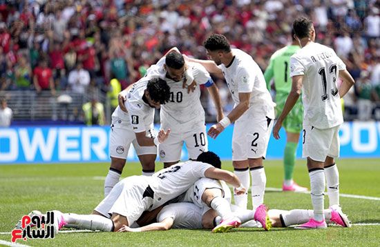 احتفال لاهبى منتخب مصر بالهدف الأول احتفال لاهبى منتخب مصر بالهدف الأول