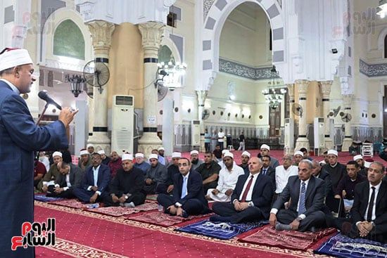 محافظ الإسماعيلية يشهد احتفالات العام الهجري الجديد (8) محافظ الإسماعيلية يشهد احتفالات العام الهجري الجديد (8)