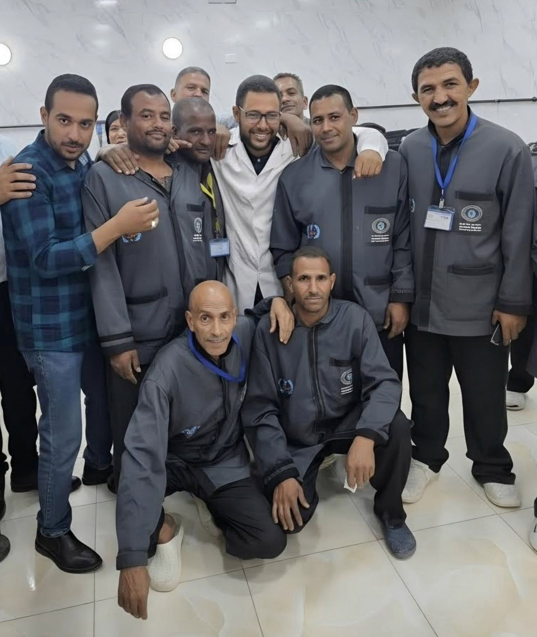 سعادة العمال بافتتاح وحدة الغسيل الكلوي الجديد بمدينة إسنا سعادة العمال بافتتاح وحدة الغسيل الكلوي الجديد بمدينة إسنا