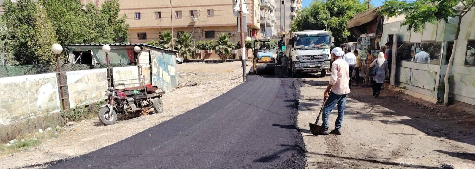 استمرار رصف الطرق استمرار رصف الطرق