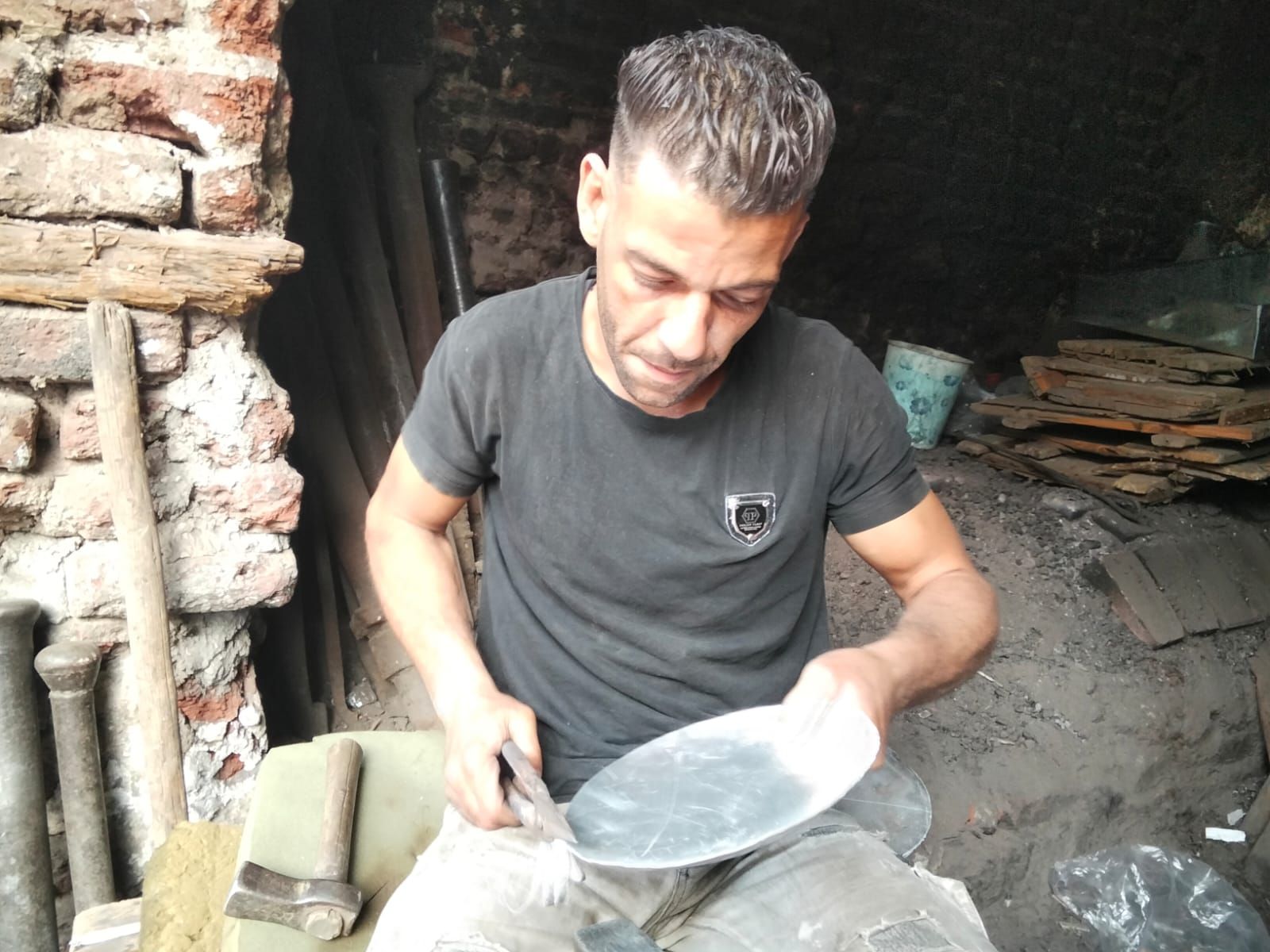 سوق النحاس والالومنيوم بطنطا (3) سوق النحاس والالومنيوم بطنطا (3)