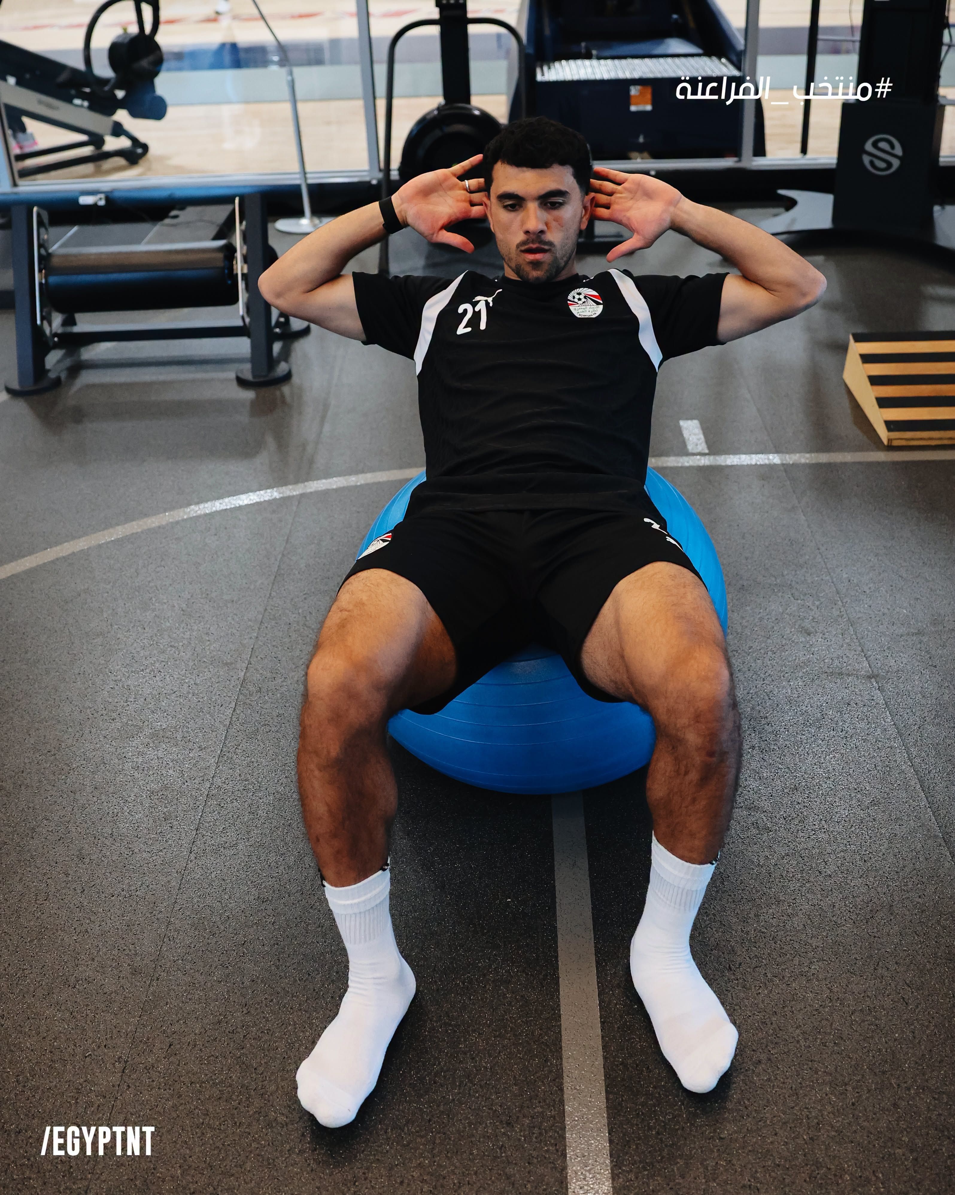 محمود صابر لاعب منتخب مصر محمود صابر لاعب منتخب مصر