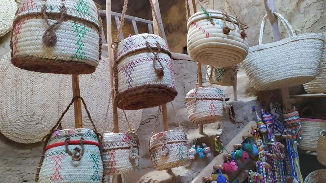 منتجات ديكورية من الخوص منتجات ديكورية من الخوص