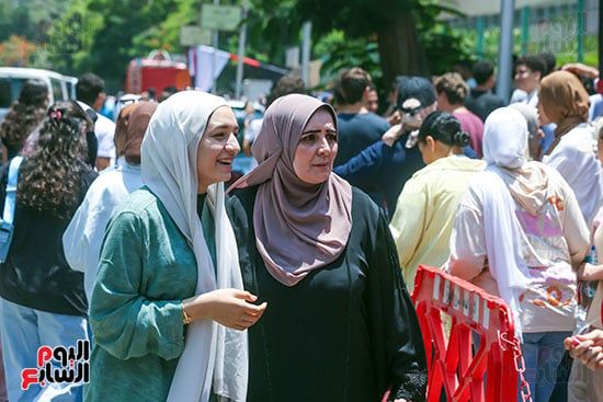 فرحة السيدات لامتحان التربية الدينية فرحة السيدات لامتحان التربية الدينية