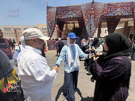 فرحة الطالبات بالامتحان فرحة الطالبات بالامتحان