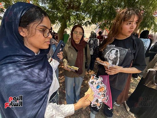 خروج طالبات الثانوية العامة خروج طالبات الثانوية العامة