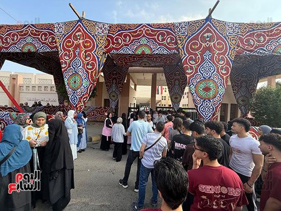 بدء امتحانات الثانوية العامة (8) بدء امتحانات الثانوية العامة (8)