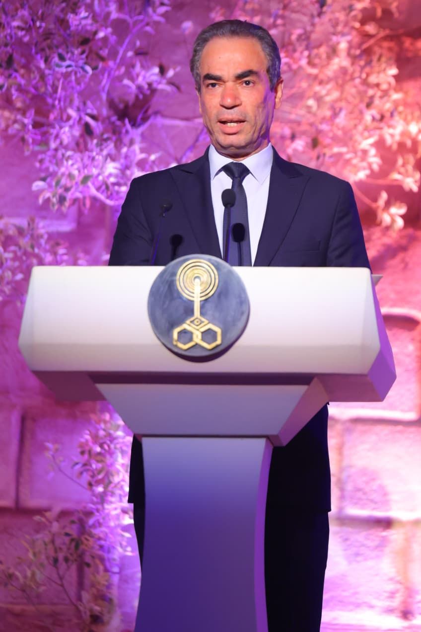 احمد المسلمانى احمد المسلمانى