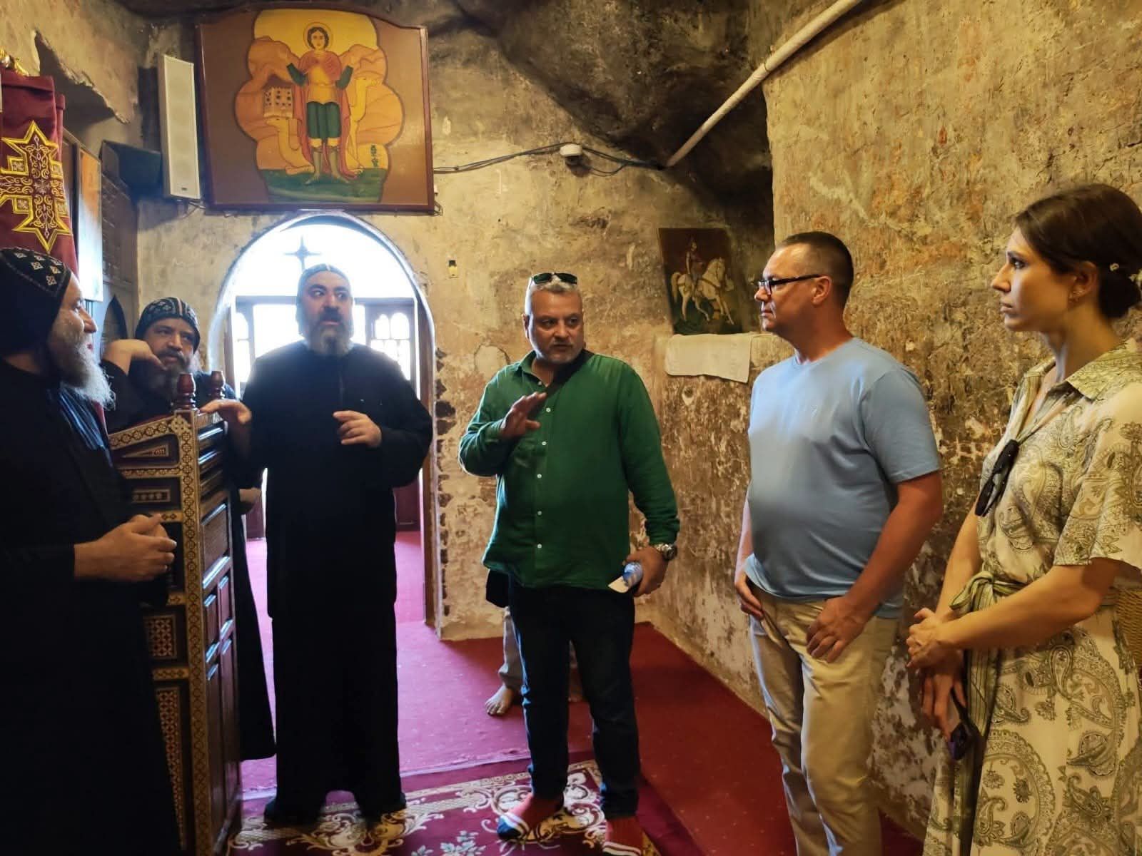 دير الشهيد مار مينا بجبل أبنوب (4) دير الشهيد مار مينا بجبل أبنوب (4)