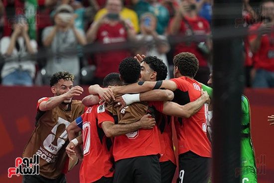 منتخب مصر يحتفل بالهدف منتخب مصر يحتفل بالهدف