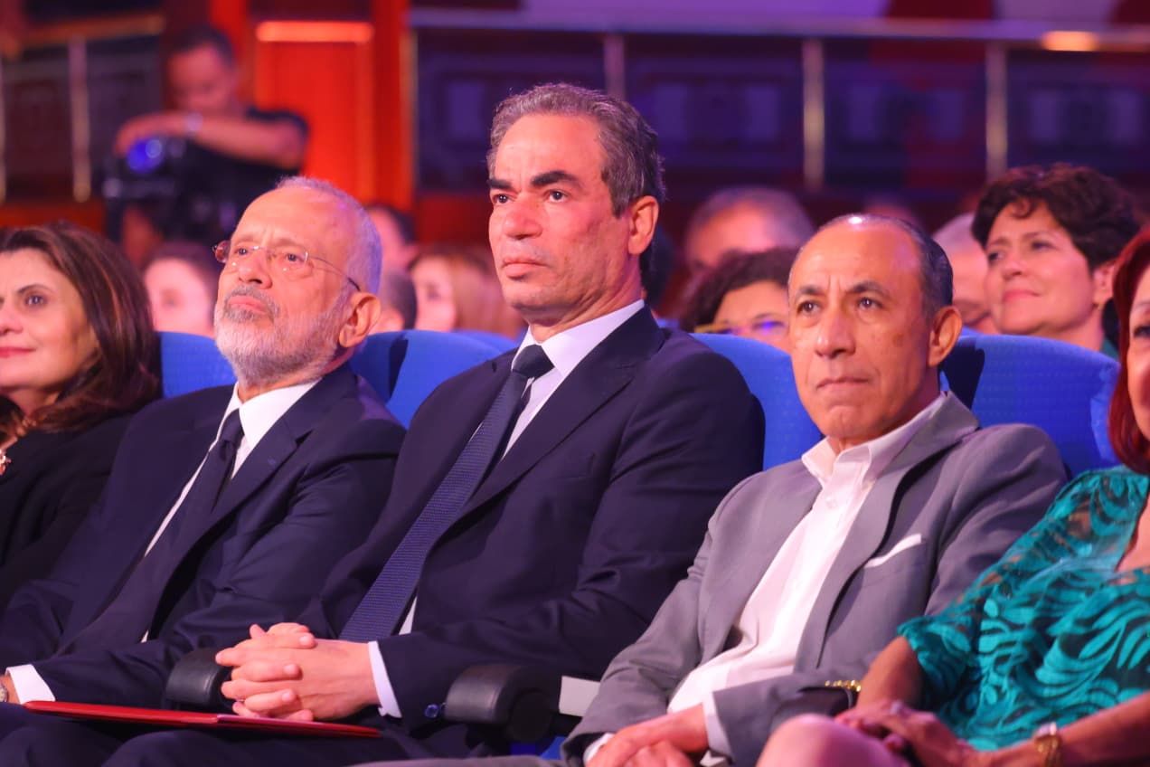 الكاتب احمد المسلمانى و السفير اليونانى الكاتب احمد المسلمانى و السفير اليونانى
