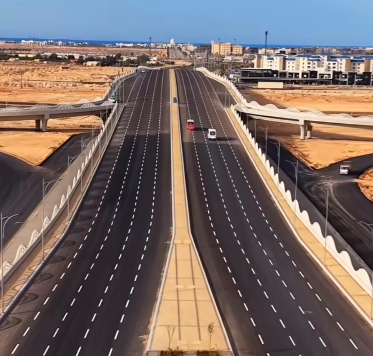 مدخل العلمين الجديدة مدخل العلمين الجديدة