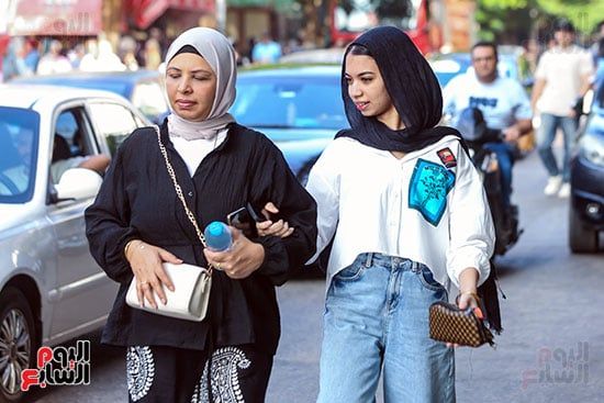 وصول الاطالبات لاداء الامتحان وصول الاطالبات لاداء الامتحان