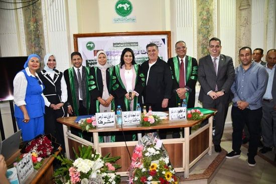 الزميلة كريمة أبو زيد، رئيس قسم البرلمان بجريدة الدستور، على درجة الماجستير بتقدير امتياز الزميلة كريمة أبو زيد، رئيس قسم البرلمان بجريدة الدستور، على درجة الماجستير بتقدير امتياز
