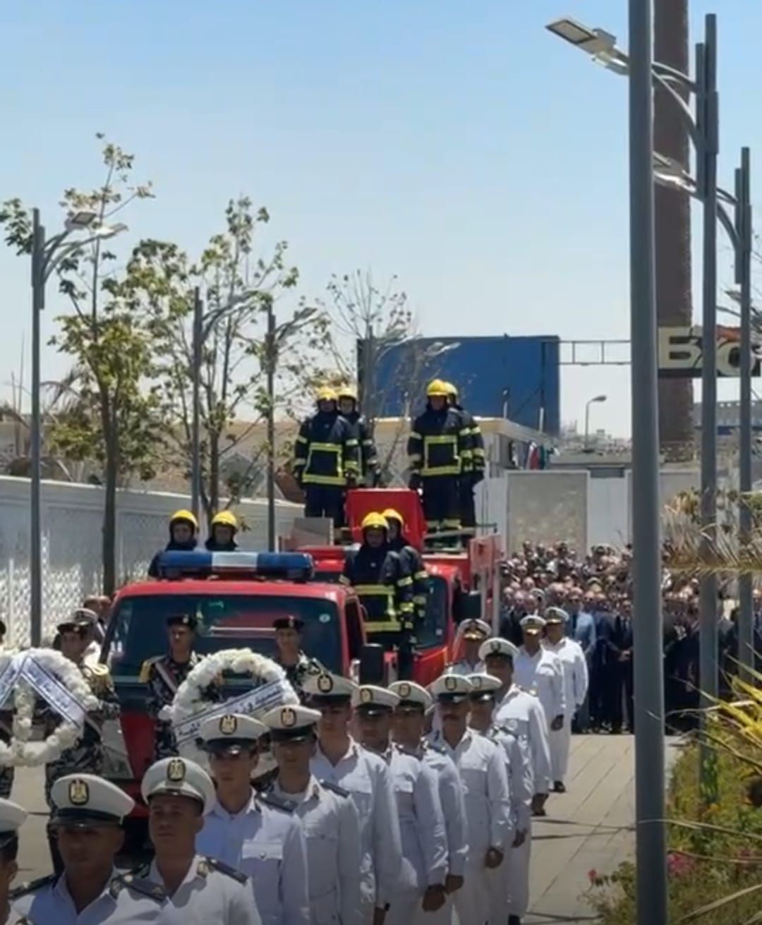 تشييع جنازة اللواء الدكتور محمد الشربيني مدير الإدارة العامة للحماية المدنية بالقاهرة (5)