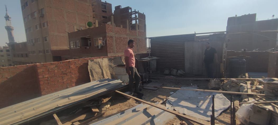 إزالة أعمال بناء غير قانونية في حملات بحي العجوزة (4) إزالة أعمال بناء غير قانونية في حملات بحي العجوزة (4)
