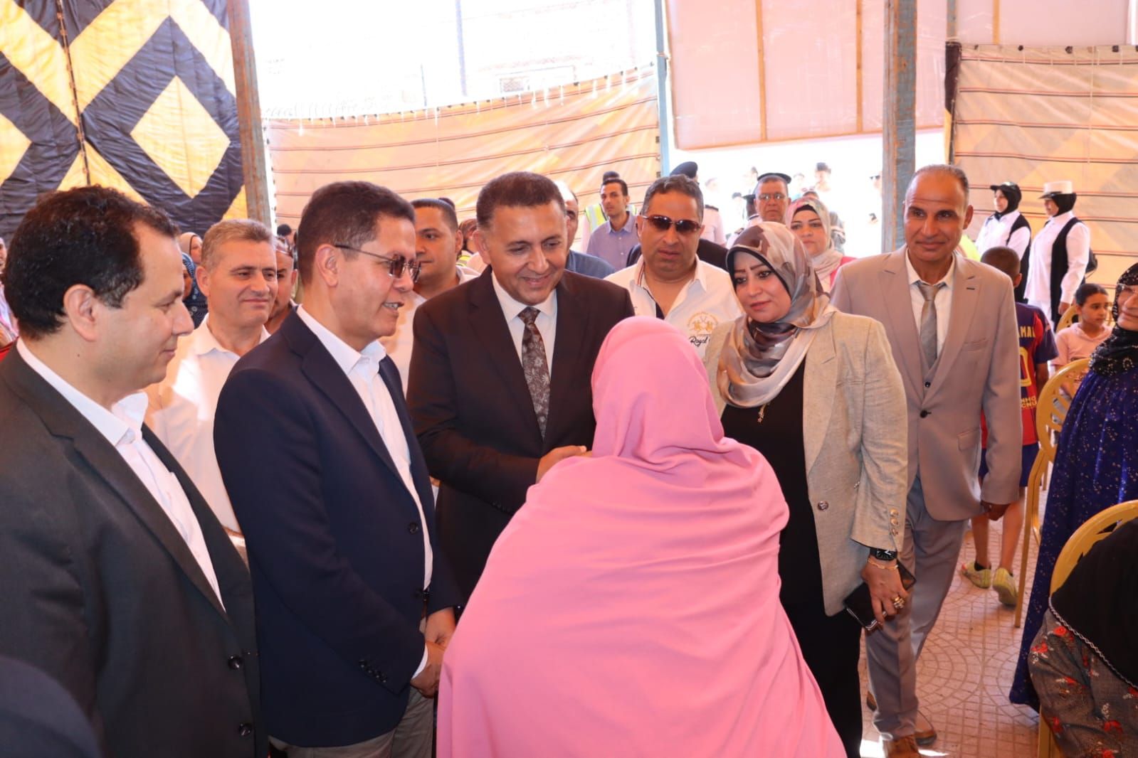 حديث ودي للمواطنين حديث ودي للمواطنين