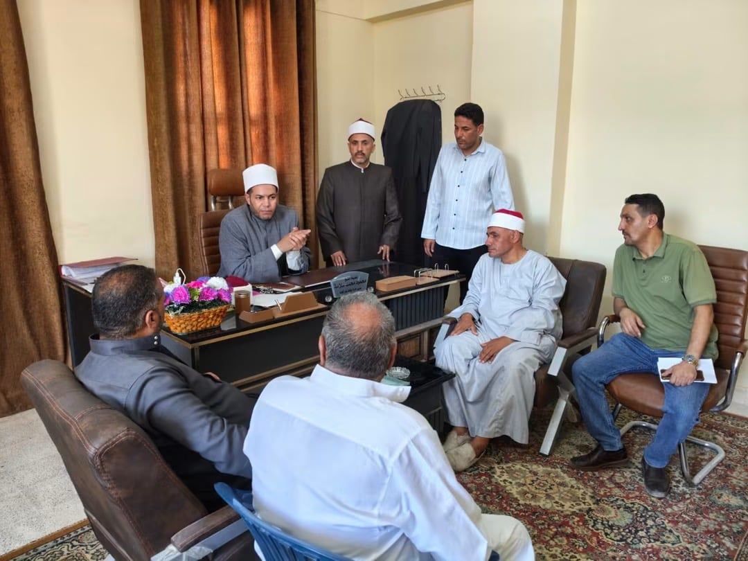 محمود مرزوق مدير مديرية أوقاف شمال سيناء اثناء جولته التفقدية ببئر العبد محمود مرزوق مدير مديرية أوقاف شمال سيناء اثناء جولته التفقدية ببئر العبد