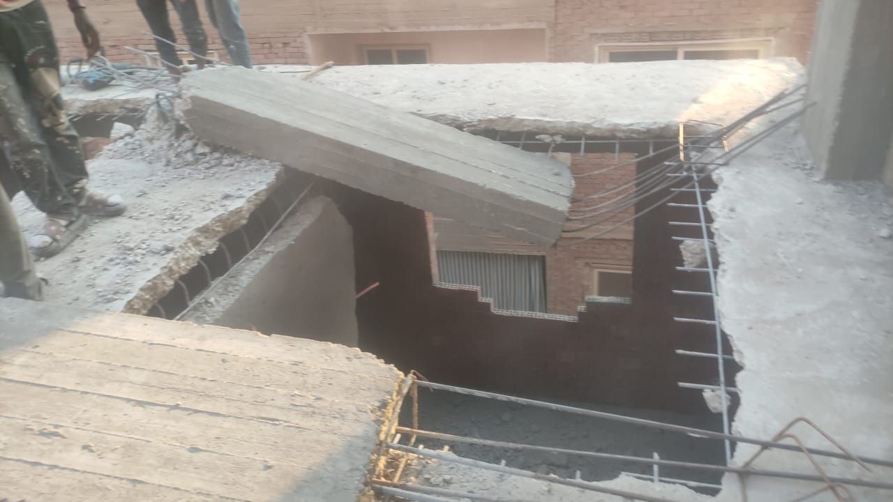 إزالة أعمال بناء غير قانونية في حملات بحي العجوزة (1) إزالة أعمال بناء غير قانونية في حملات بحي العجوزة (1)