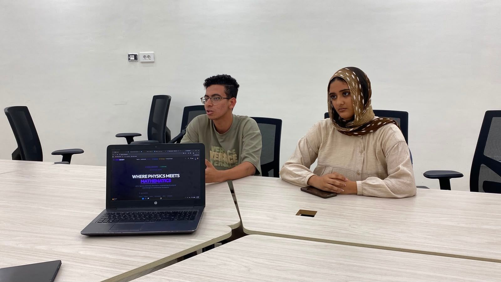 طلاب جامعة دمنهور (1) طلاب جامعة دمنهور (1)
