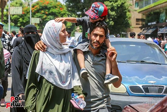 اسرة طالبة بالثانوية العامة اسرة طالبة بالثانوية العامة