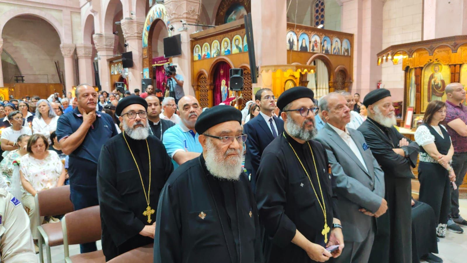 حضور رجال الدين المسيحيبالاحتفالية حضور رجال الدين المسيحيبالاحتفالية