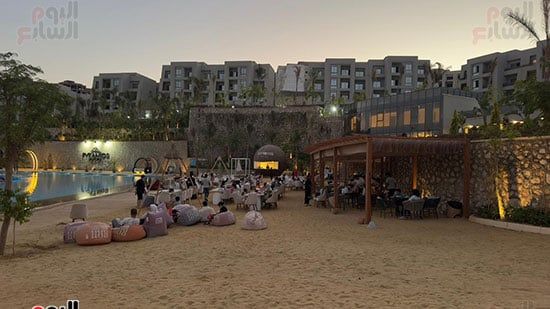 مدينة الجلالة تستقبل الجماهير لمتابعة مواجهة الفراعنة وأستراليا (3) مدينة الجلالة تستقبل الجماهير لمتابعة مواجهة الفراعنة وأستراليا (3)
