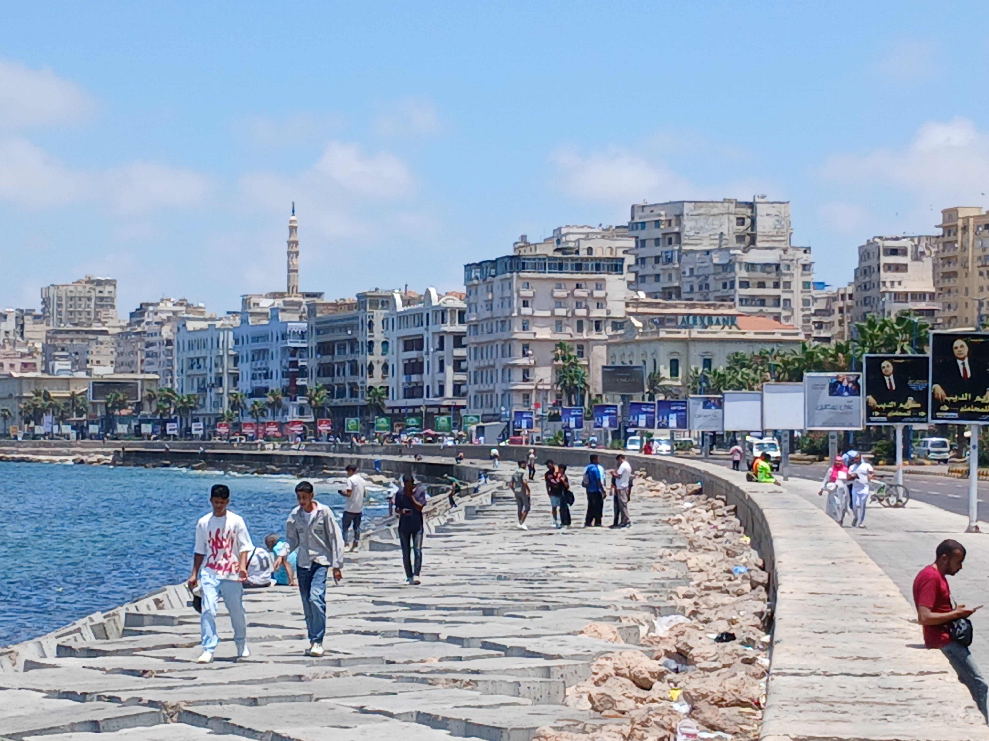 ارتفاع نسبة الرطوبة بالإسكندرية ارتفاع نسبة الرطوبة بالإسكندرية