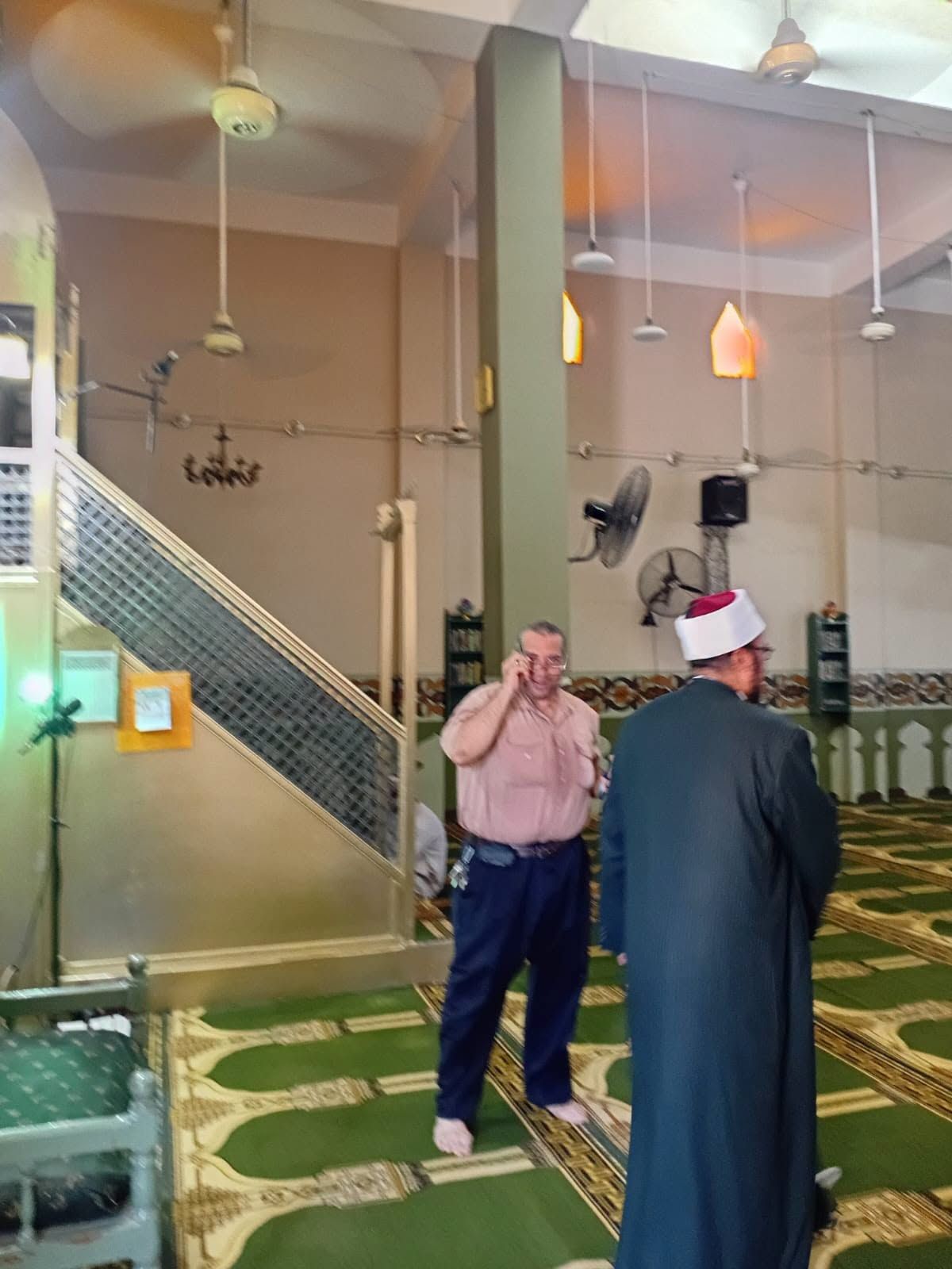 جانب من جولة مدير الأوقاف على المساجد المختلفة بالأقصر جانب من جولة مدير الأوقاف على المساجد المختلفة بالأقصر