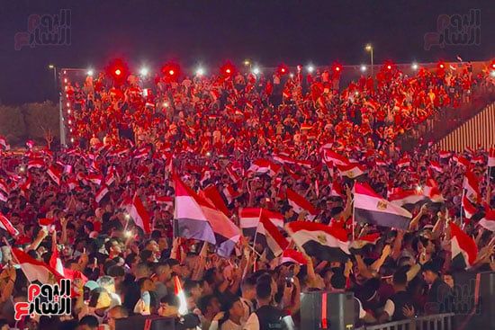 الفان زون يتحول إلى كرنفال احتفالي (9)